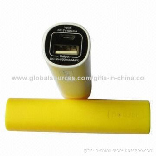 Slim Power Banks for iPhone and Other Smartphones with 2,600mAh Capacity with USB Output